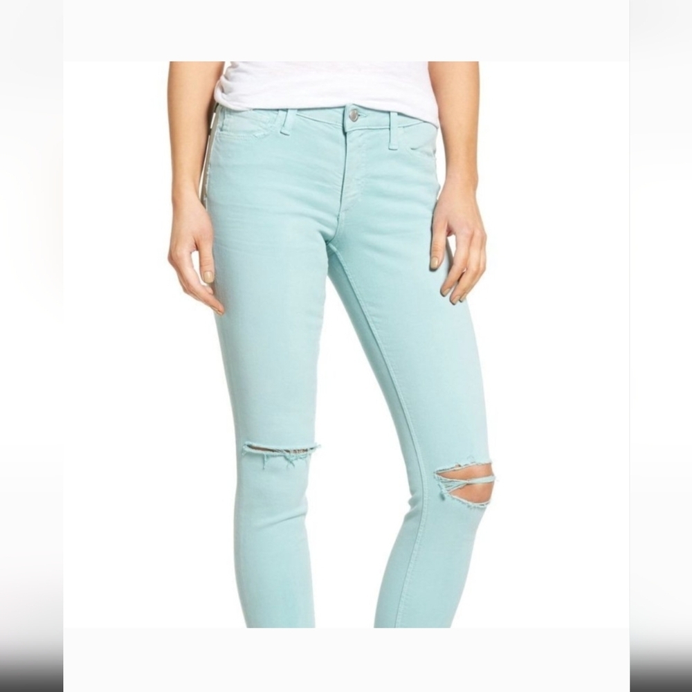 🌟NWT Easel Light Blue/Green Skinny Jeans